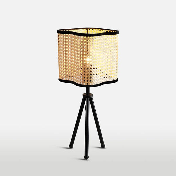 Gal Table Lamp