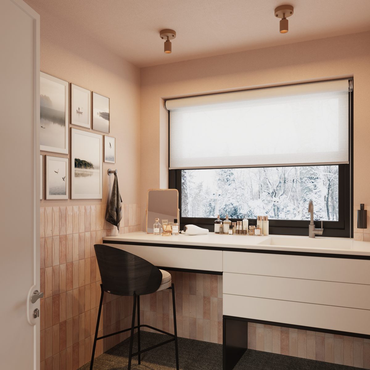Shura in home office